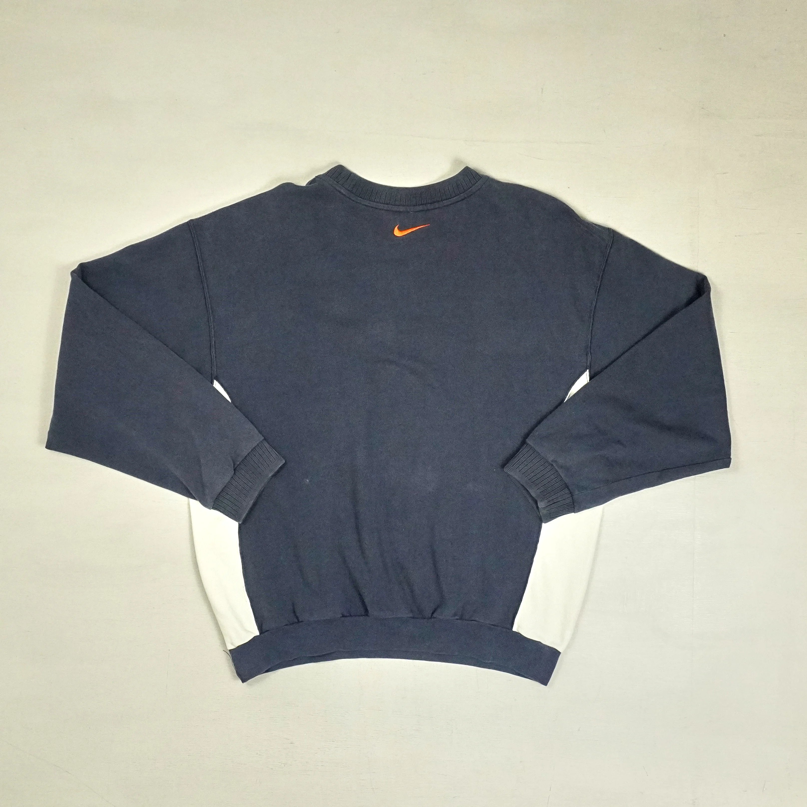 Vintage Nike Blue Sweatshirt (M)