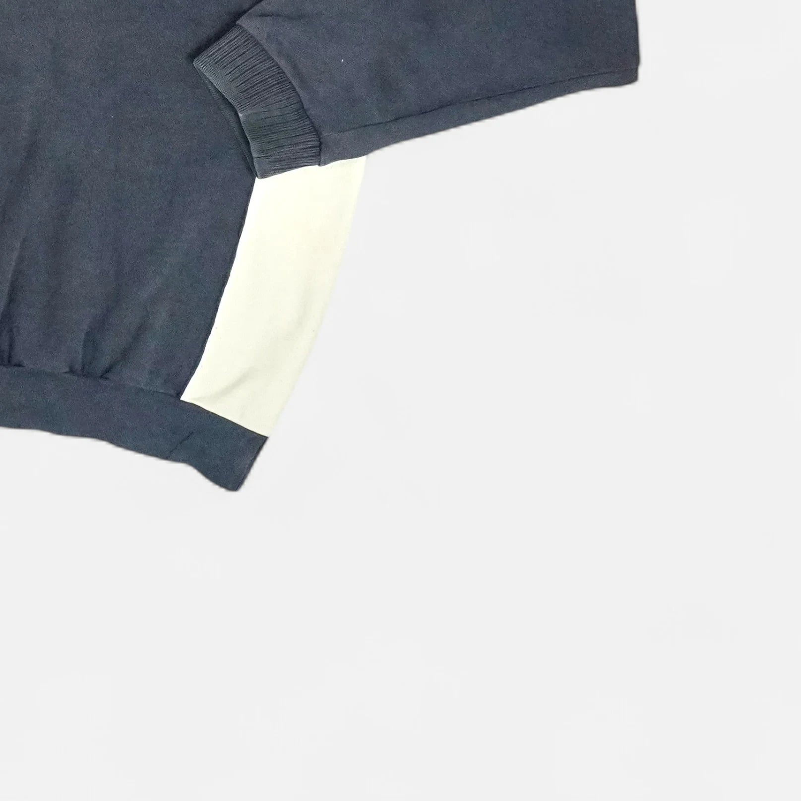 Vintage Nike Blue Sweatshirt (M)