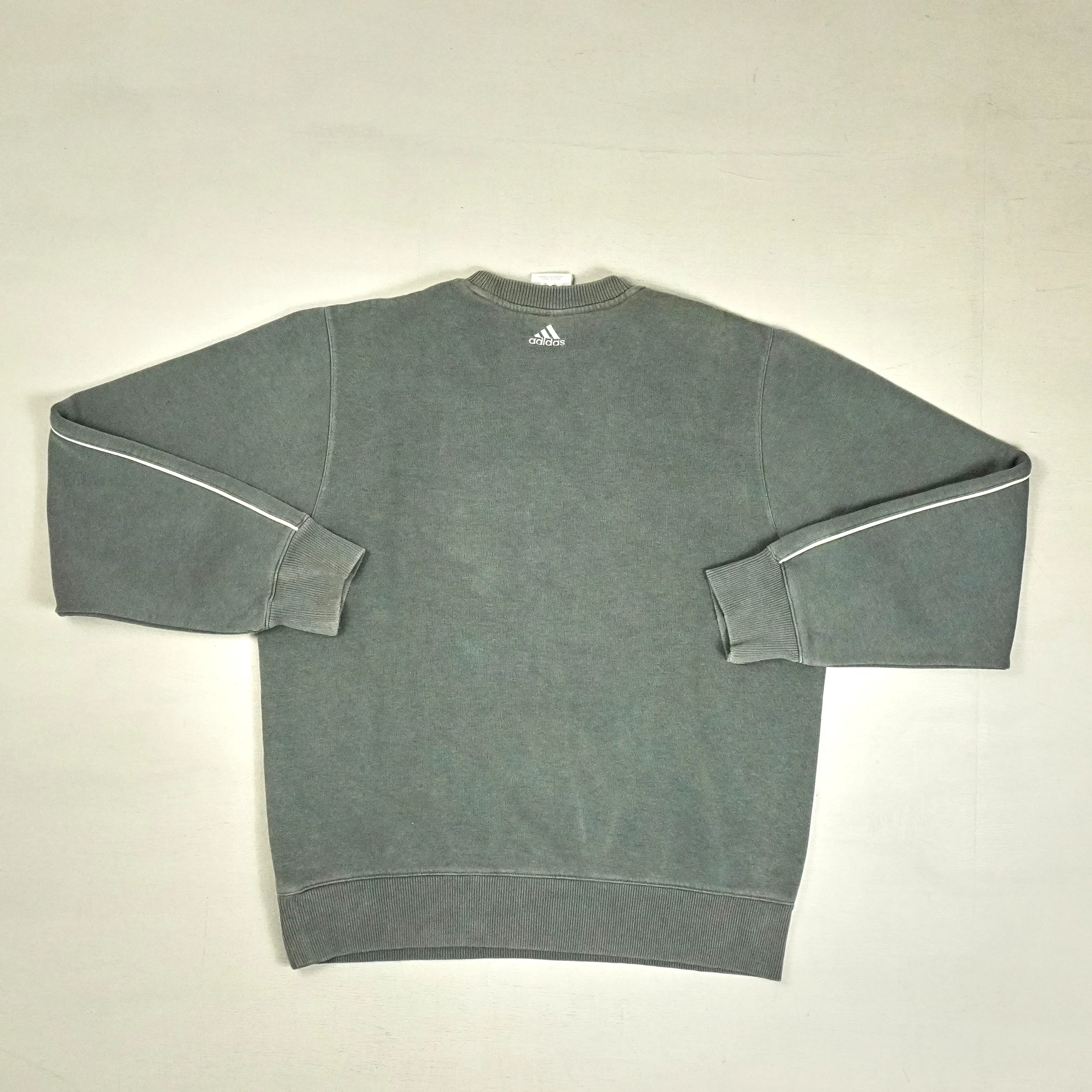 Vintage Adidas Gray Sweatshirt (S)