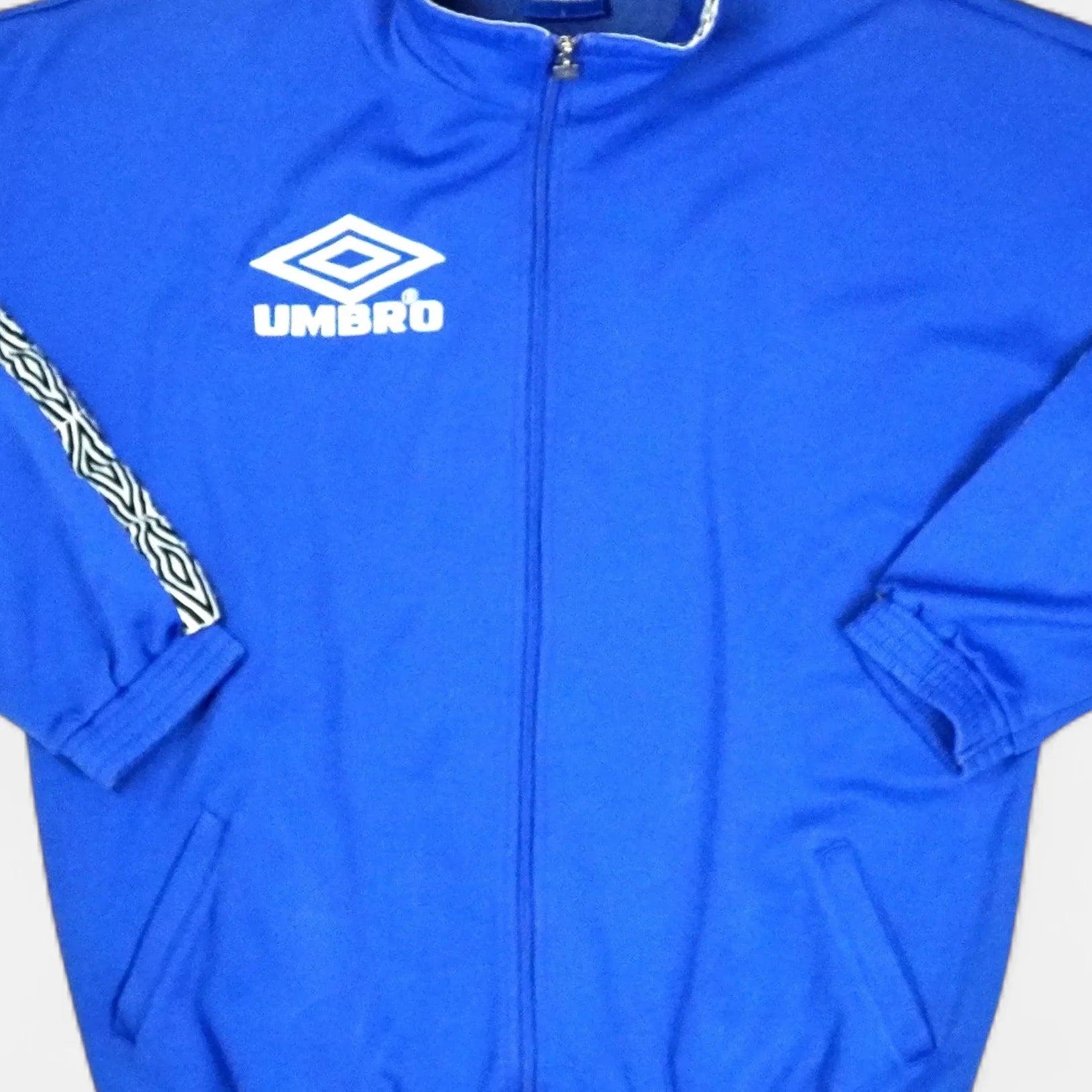 Vintage Umbro Blue Trackjacket (XL)