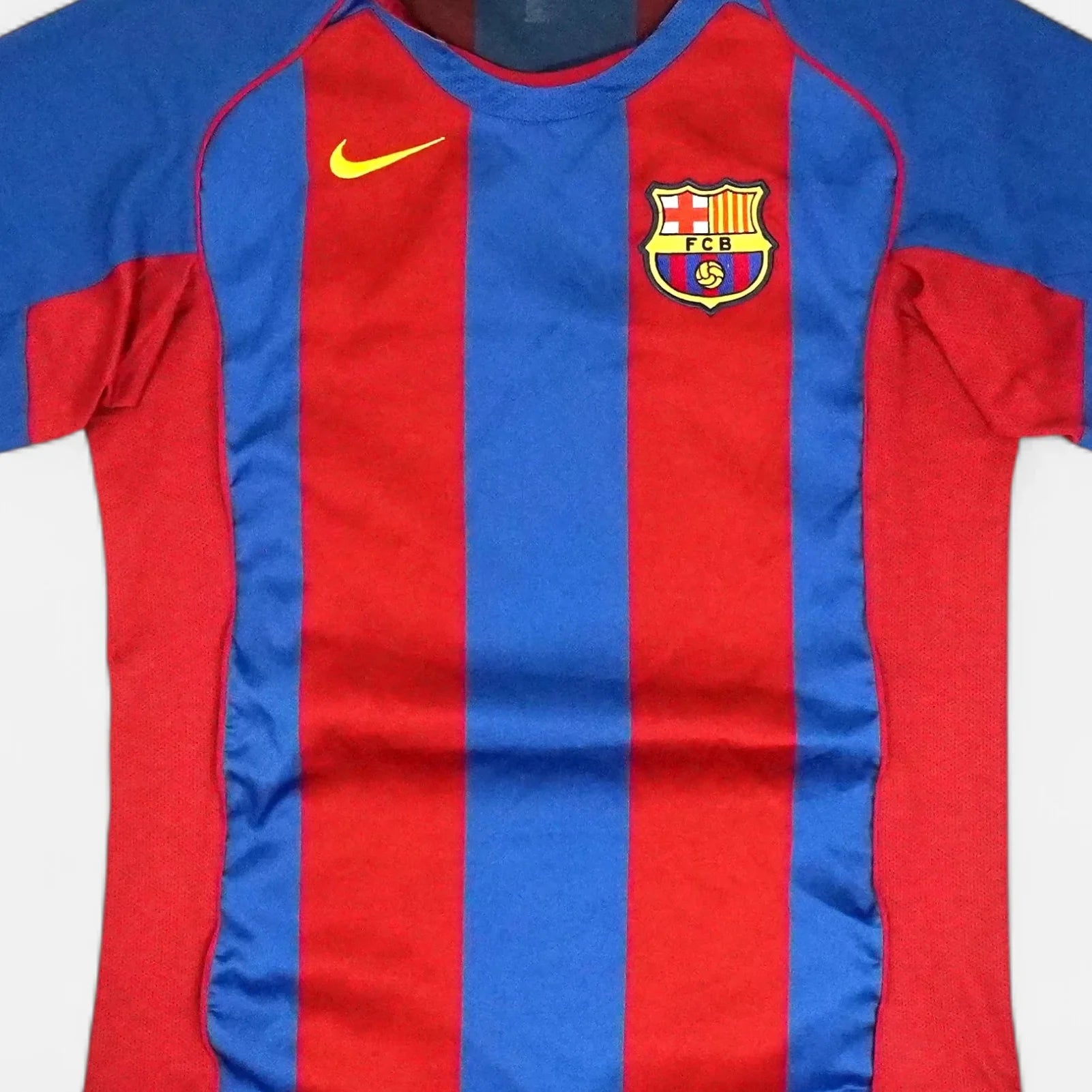 Fc Barcelona 2004-2005 Nike Home Jersey (L)