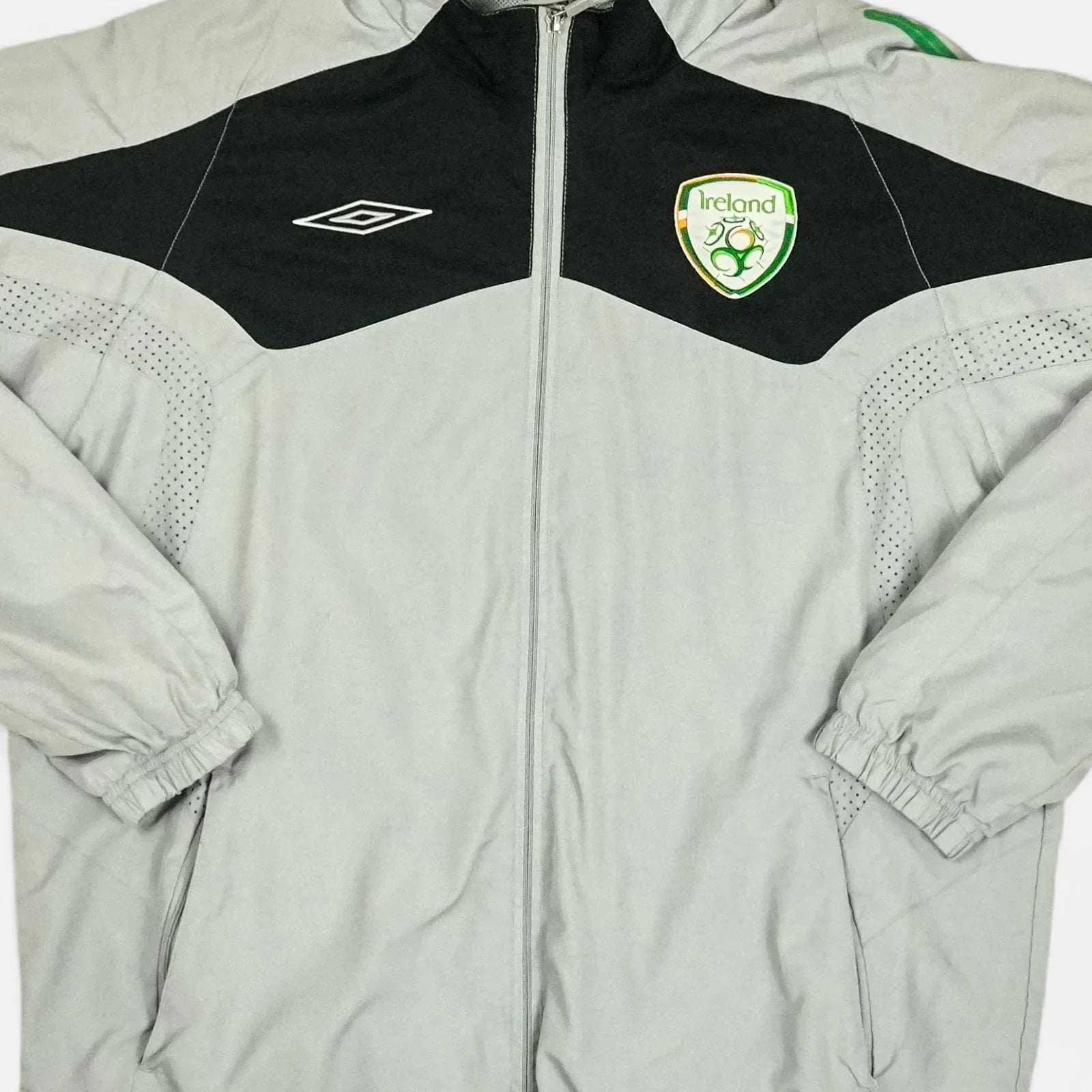 Republic Of Ireland 2006-2008 Umbro Jersey (L)