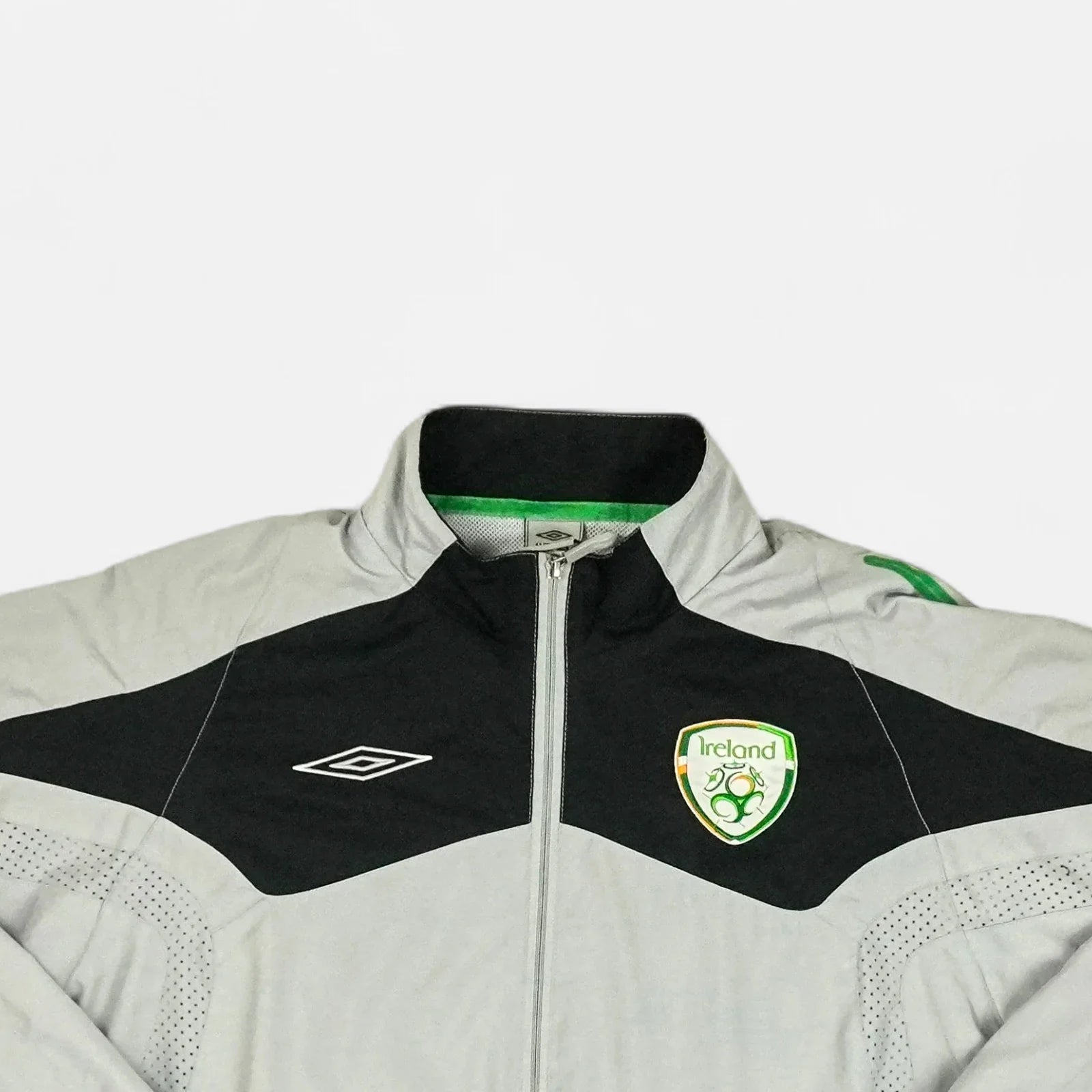 Republic Of Ireland 2006-2008 Umbro Jersey (L)