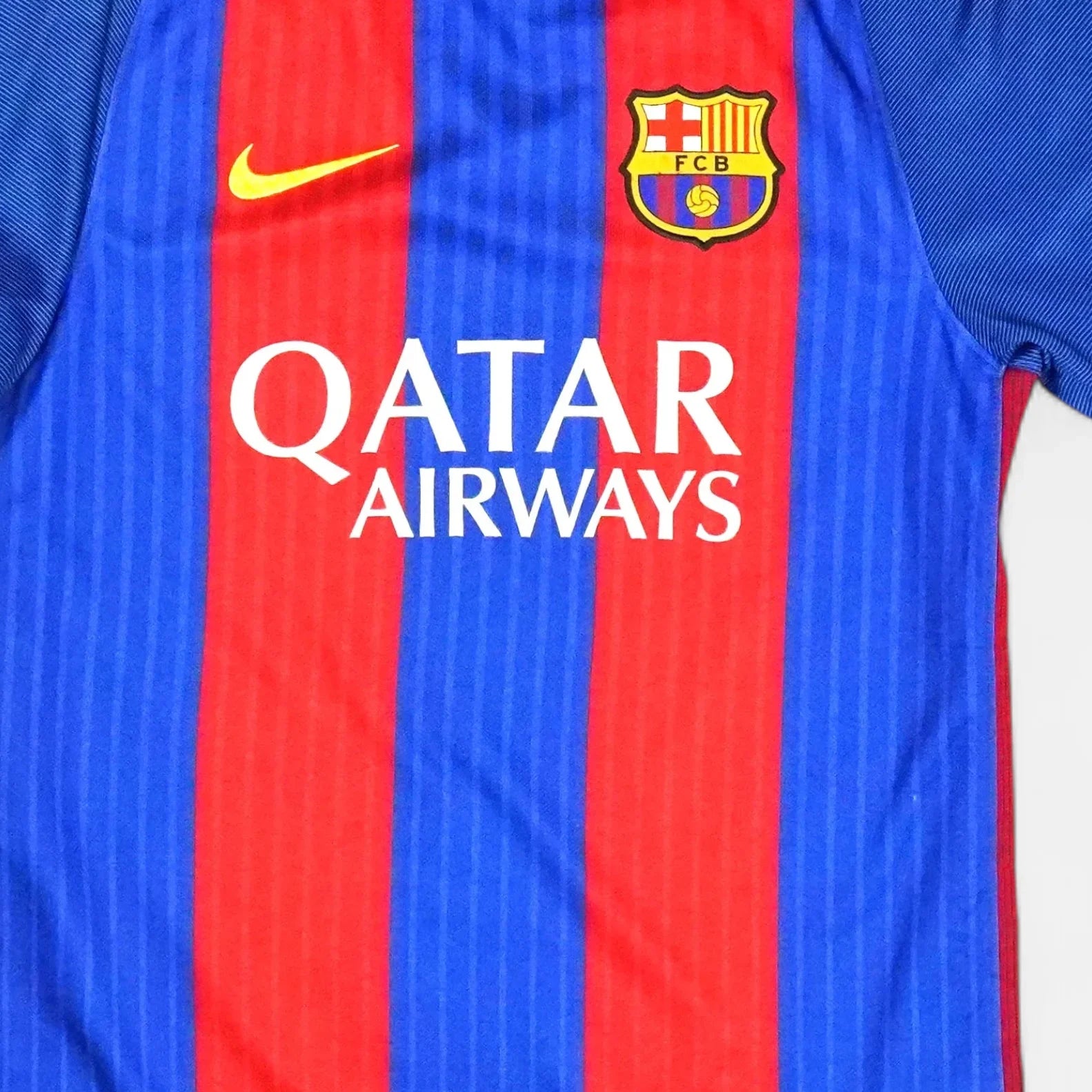 Fc Barcelona 2016-2017 Nike Home Jersey (S)