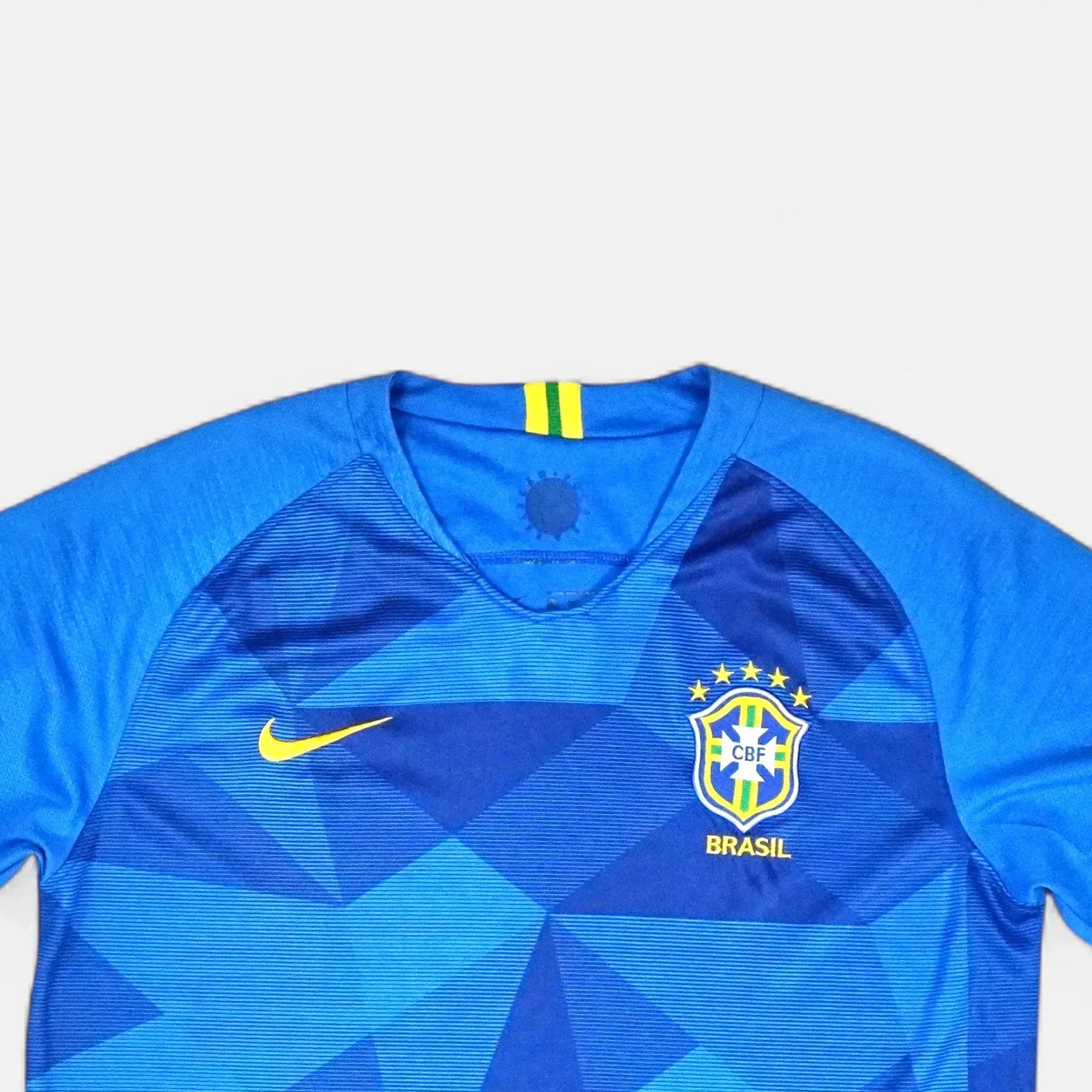 Brazil 2018 Nike Away Jersey (M)
