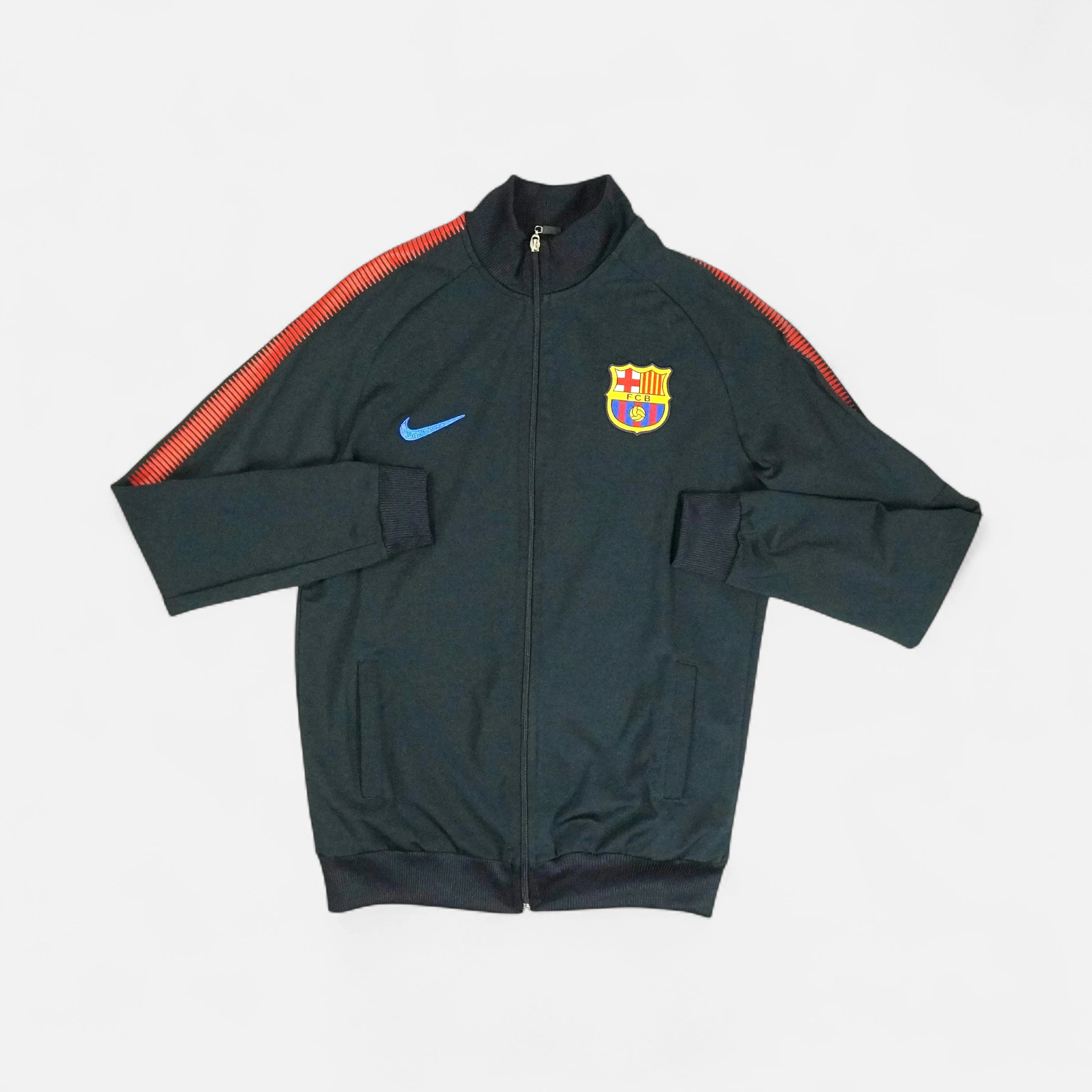 Vintage Nike Navy track jacket (XS)