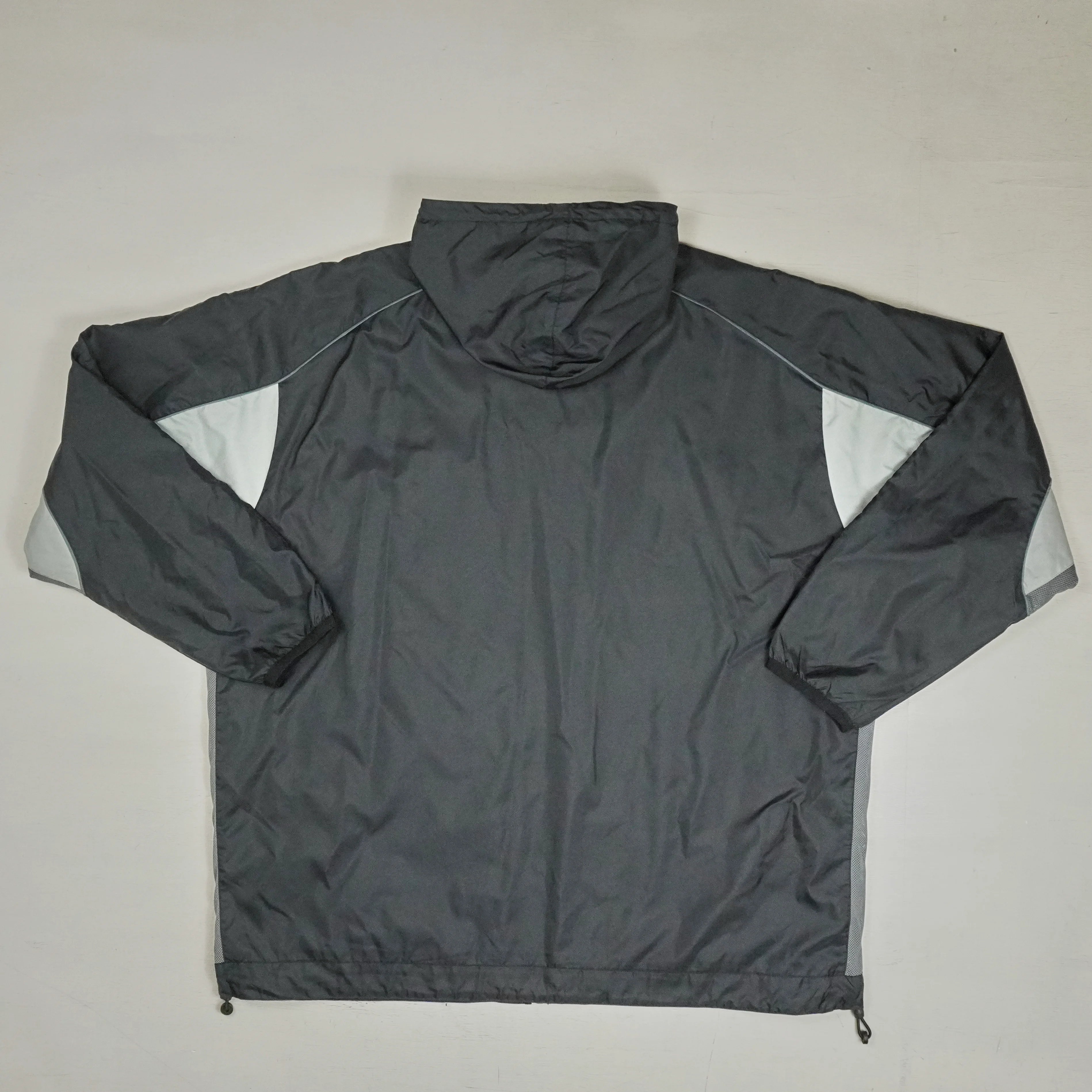 Vintage Nike Black hooded windbreaker jacket (XL)