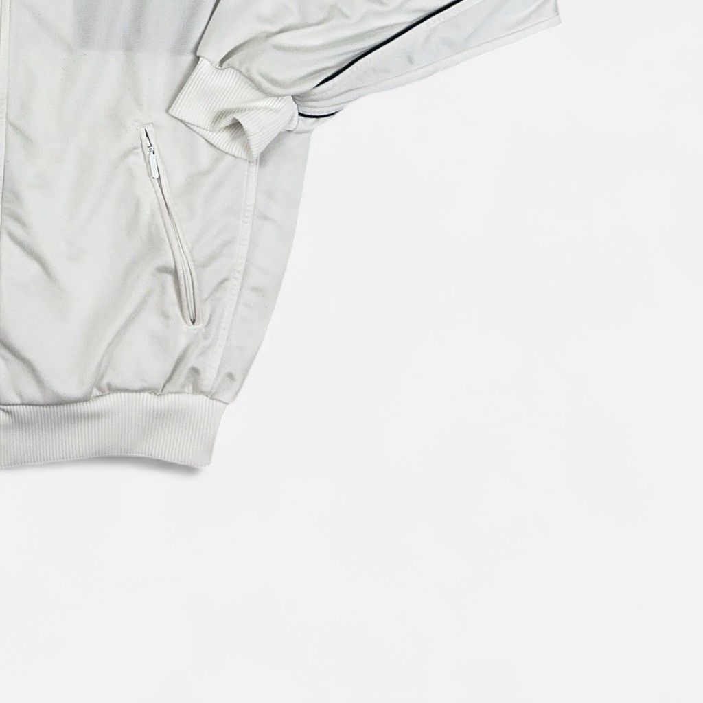 Vintage Adidas White Trackjacket (L )