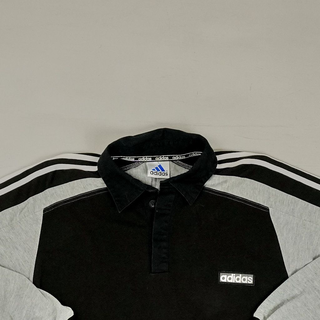 Vintage Adidas Black Top (XL)
