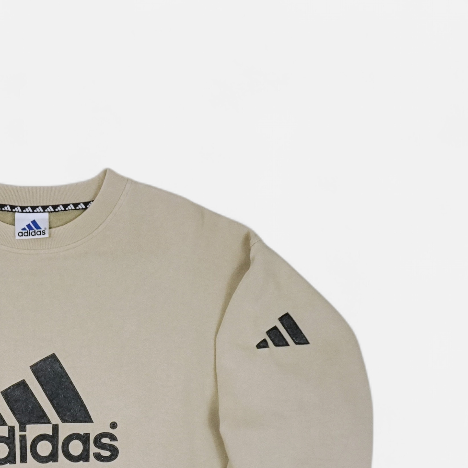Vintage Adidas Beige Sweatshirt (M)