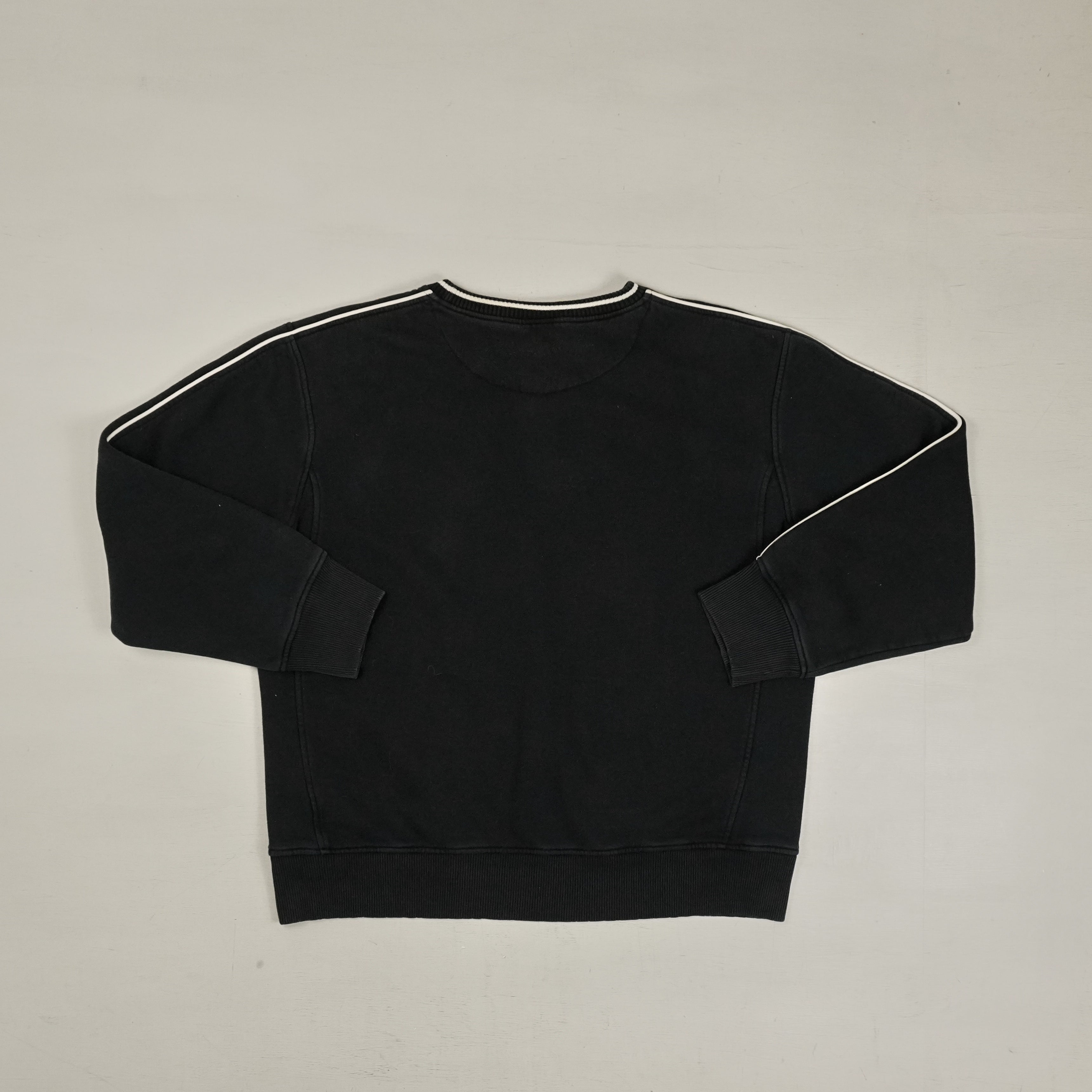 Vintage Nike Black Sweatshirt (M)