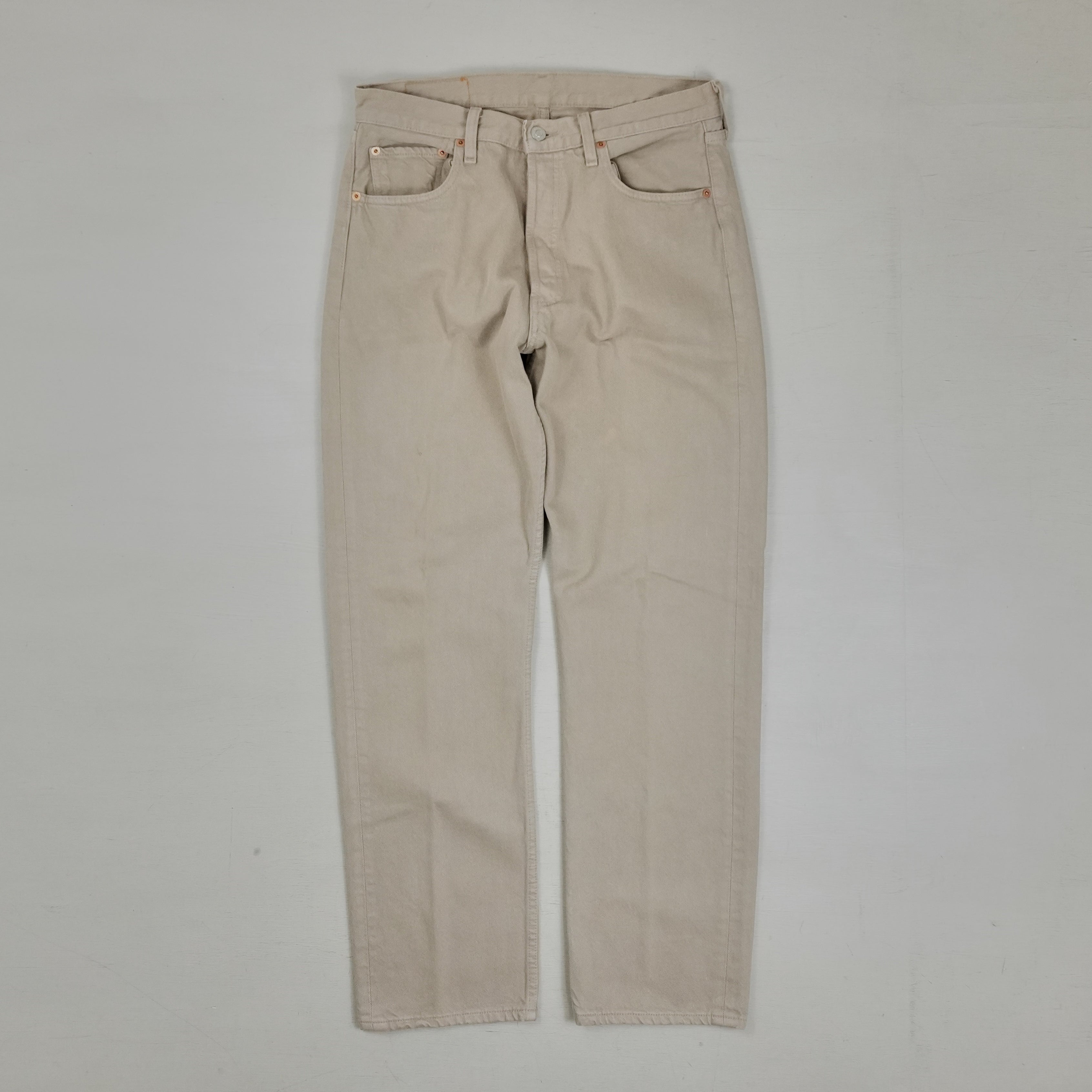 Vintage Levi's Beige Jeans (W33 L30)