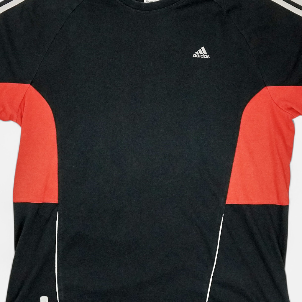 Vintage Adidas Black T-shirt (L)