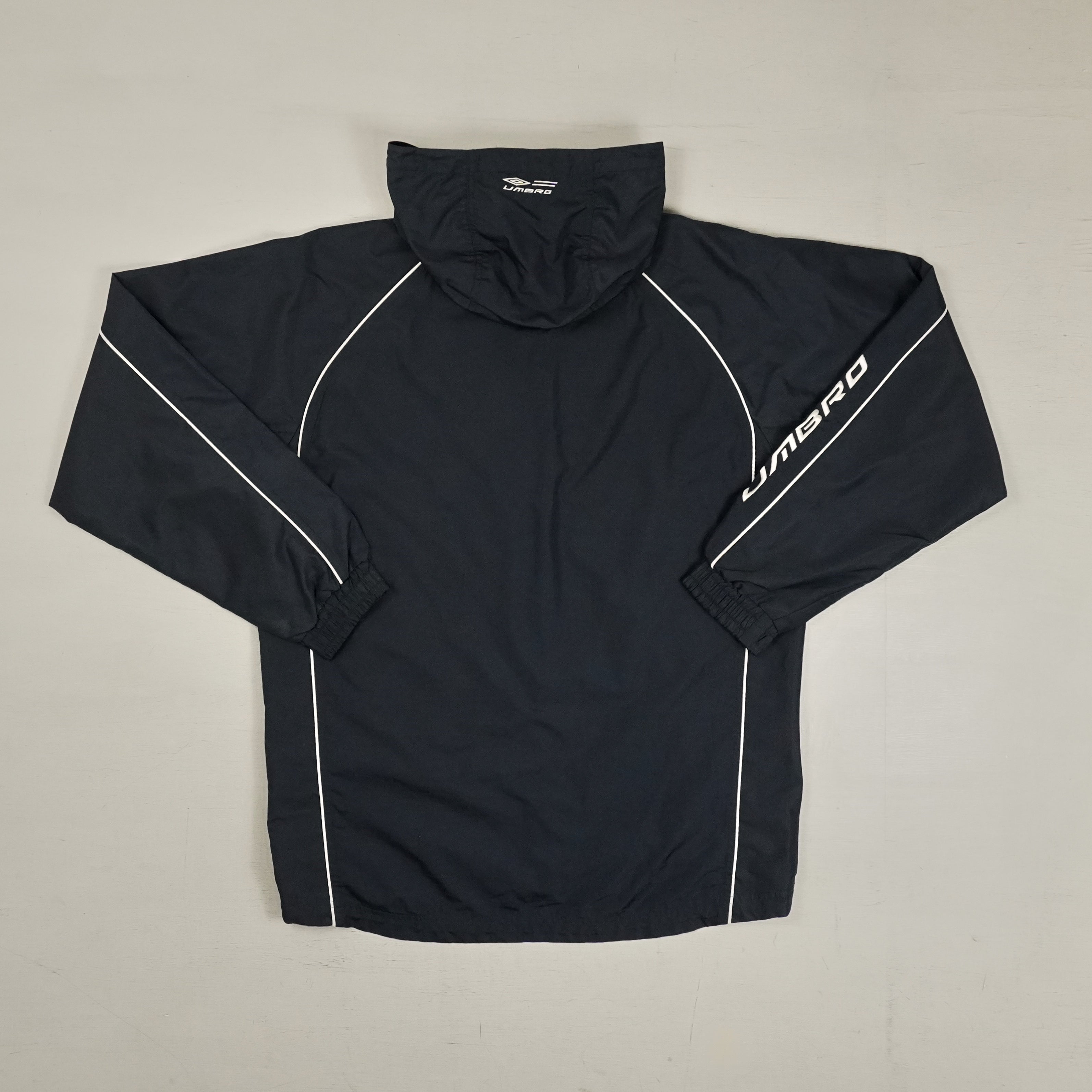 Vintage Umbro Black 1/4 Zip (L)