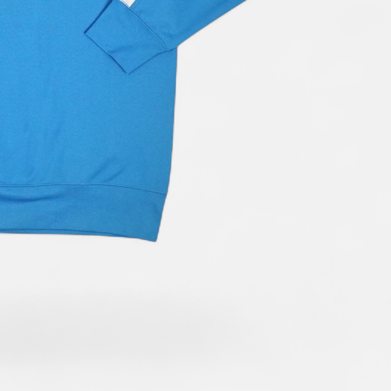 Vintage Umbro Blue Sweatshirt (L)