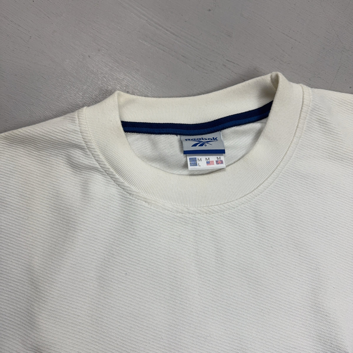 Vintage Reebok White Sweatshirt (M)