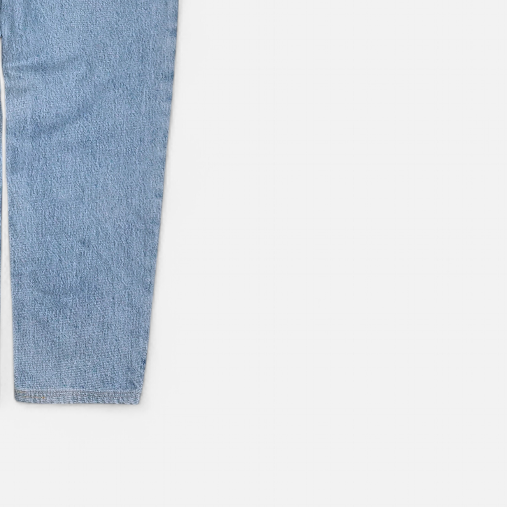Vintage Levi's Blue Jeans (W32 L32)