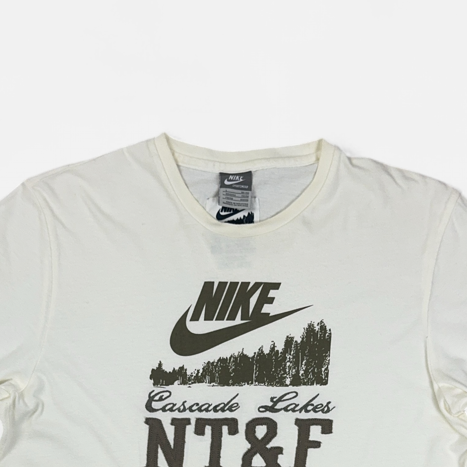 Vintage Nike White T-shirt (L) detail