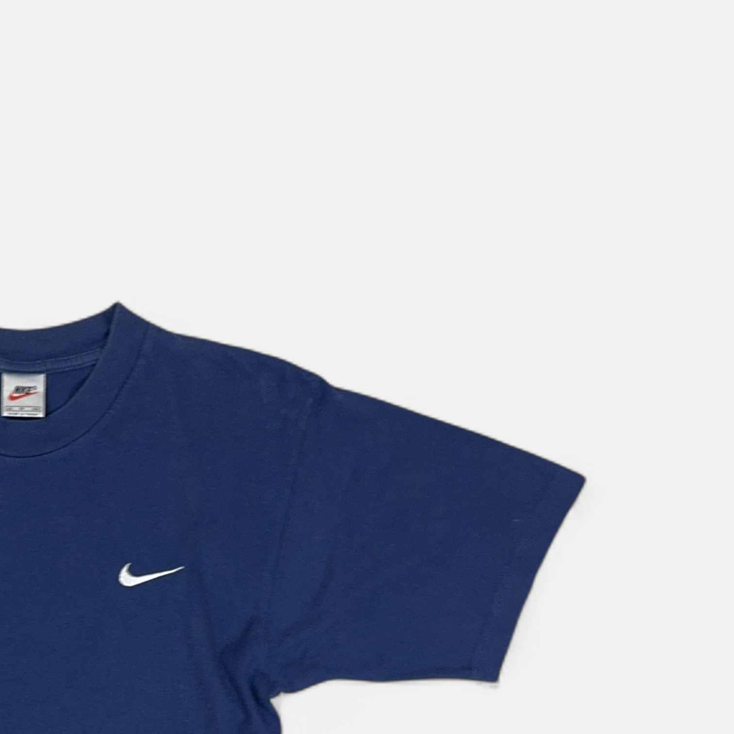 Vintage Nike Navy T-shirt (S) detail