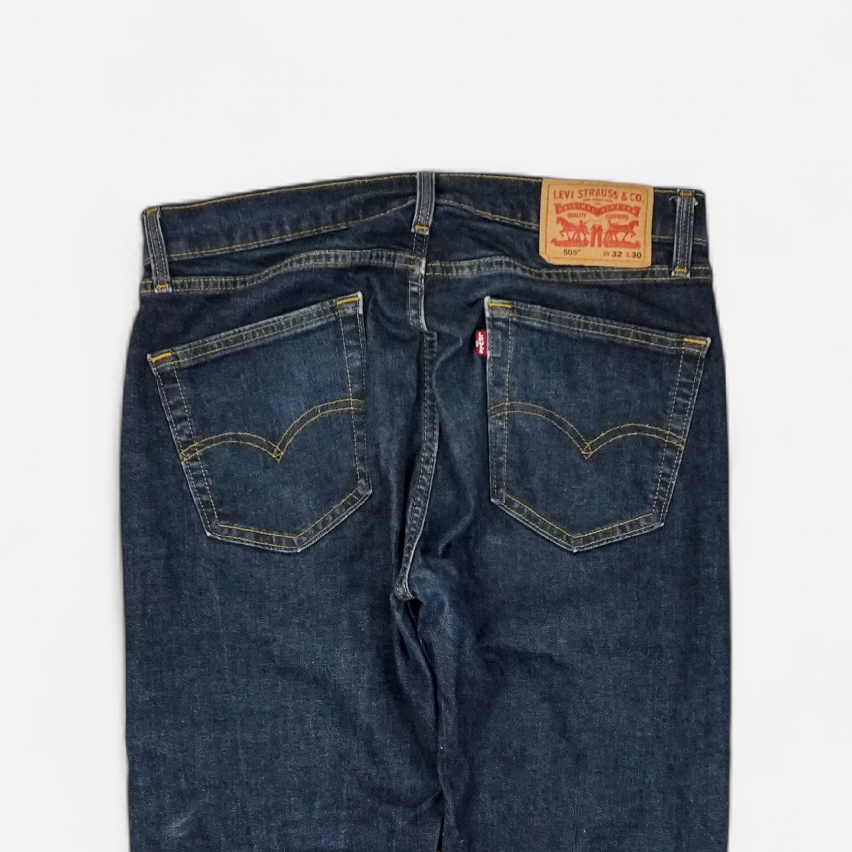 Vintage Levi Strauss & Co. Blue Jeans (W32 L30)