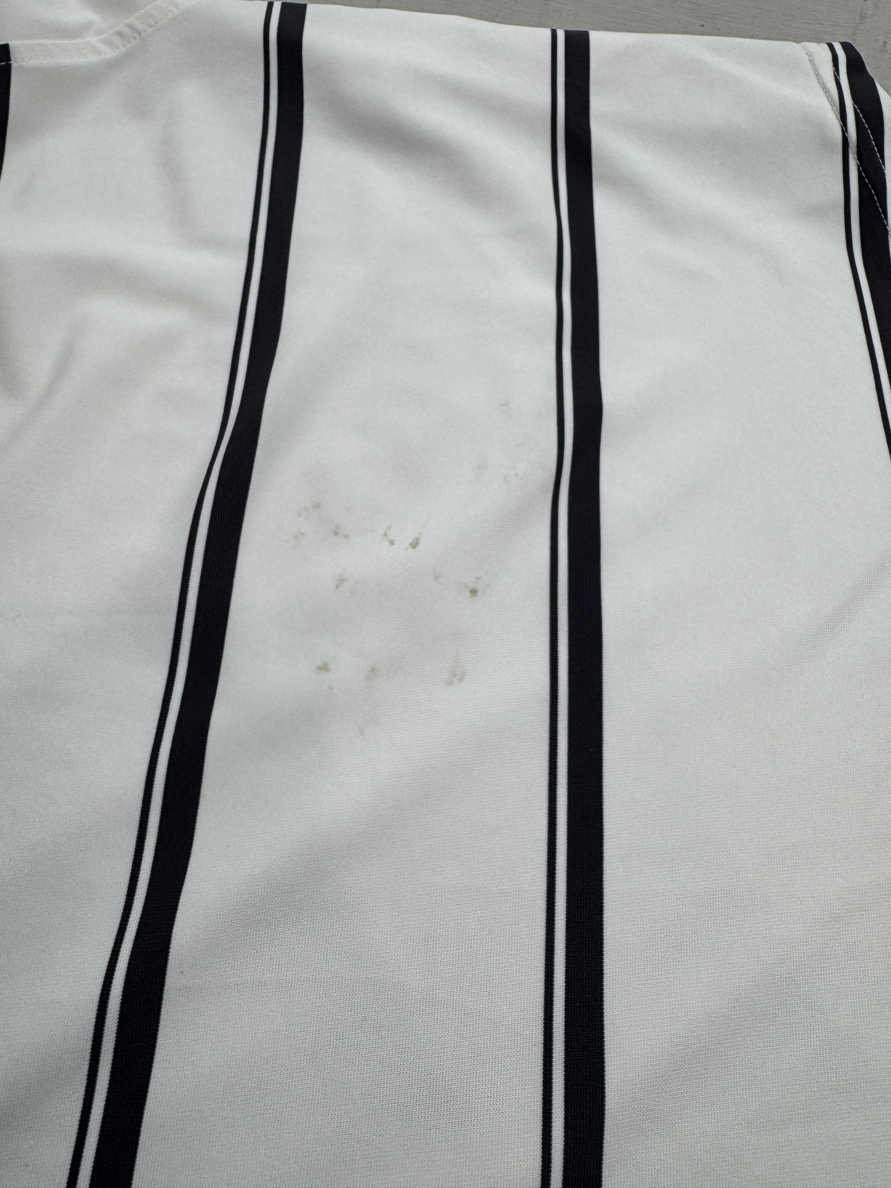 Vintage Nike White Striped Sports T-Shirt (L)