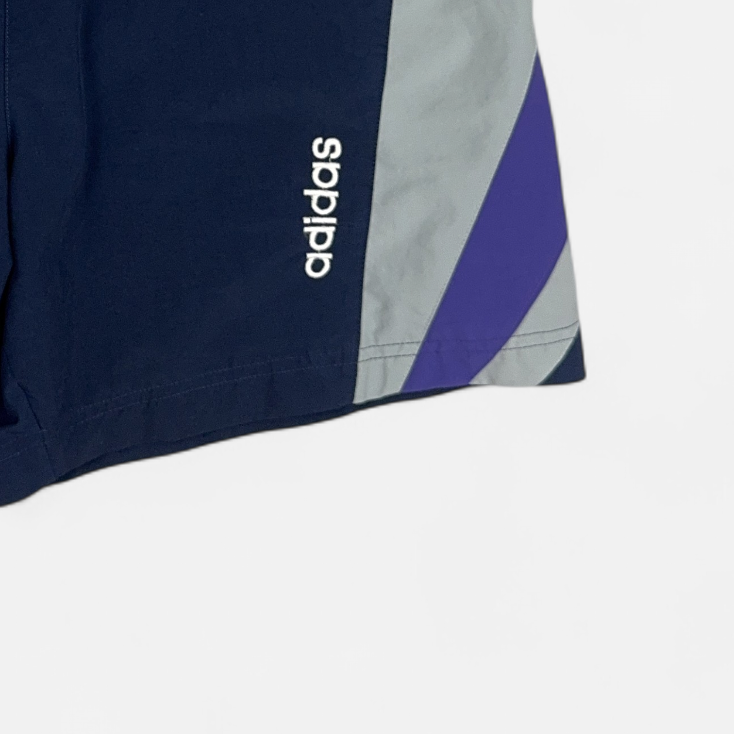 Vintage Adidas Purple Shorts (XL) detail
