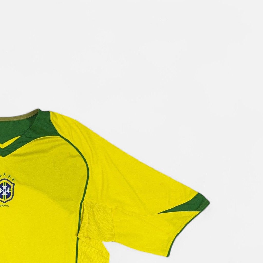 Brazil 2004 - 2006 Nike Jersey (L)