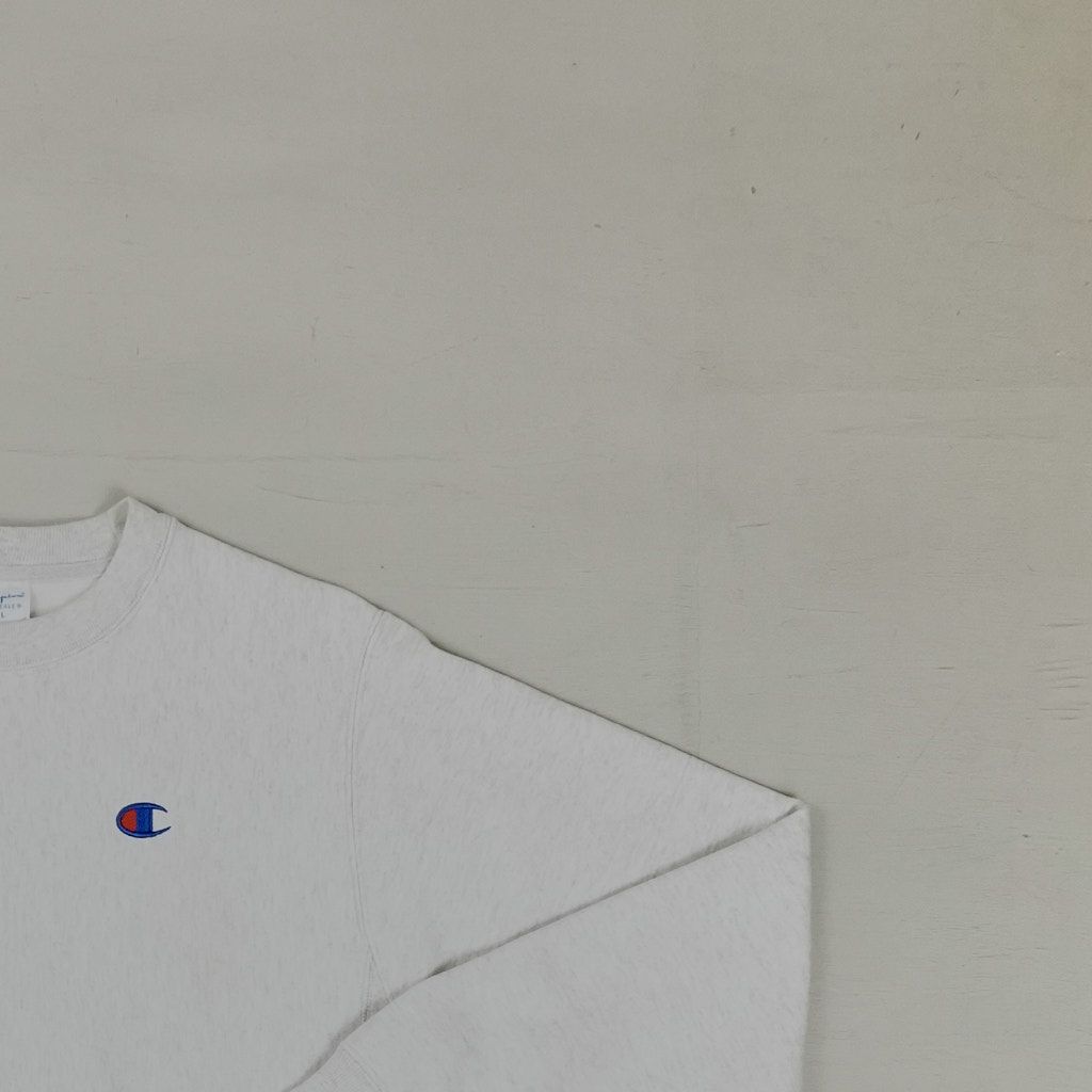 Vintage Champion White Sweatshirt (S)