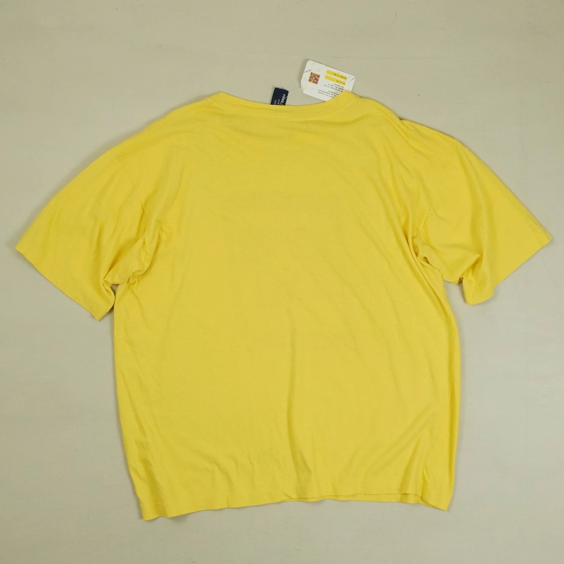 Vintage Fred Perry Yellow T-shirt (L)