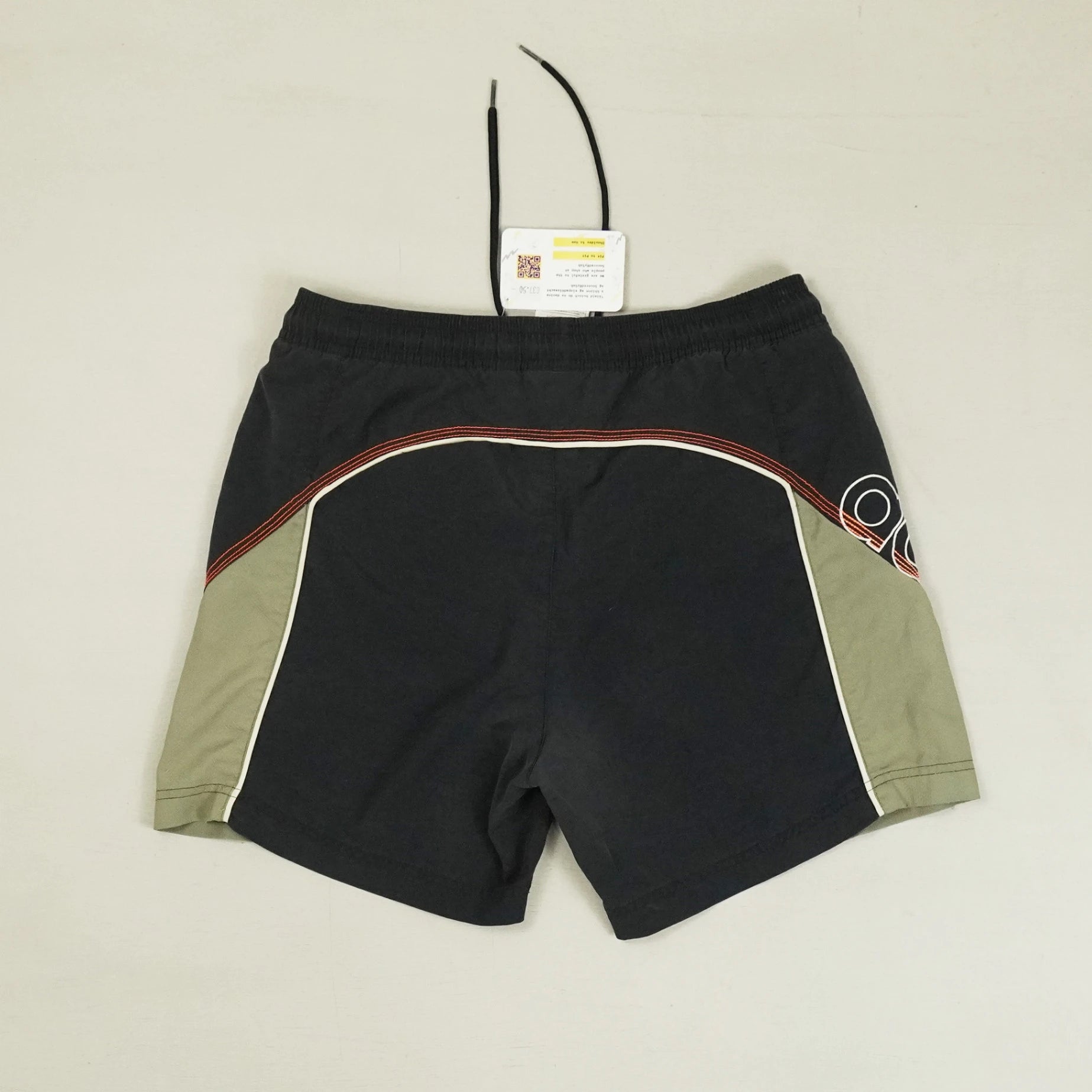 Vintage Adidas Black Shorts (S)