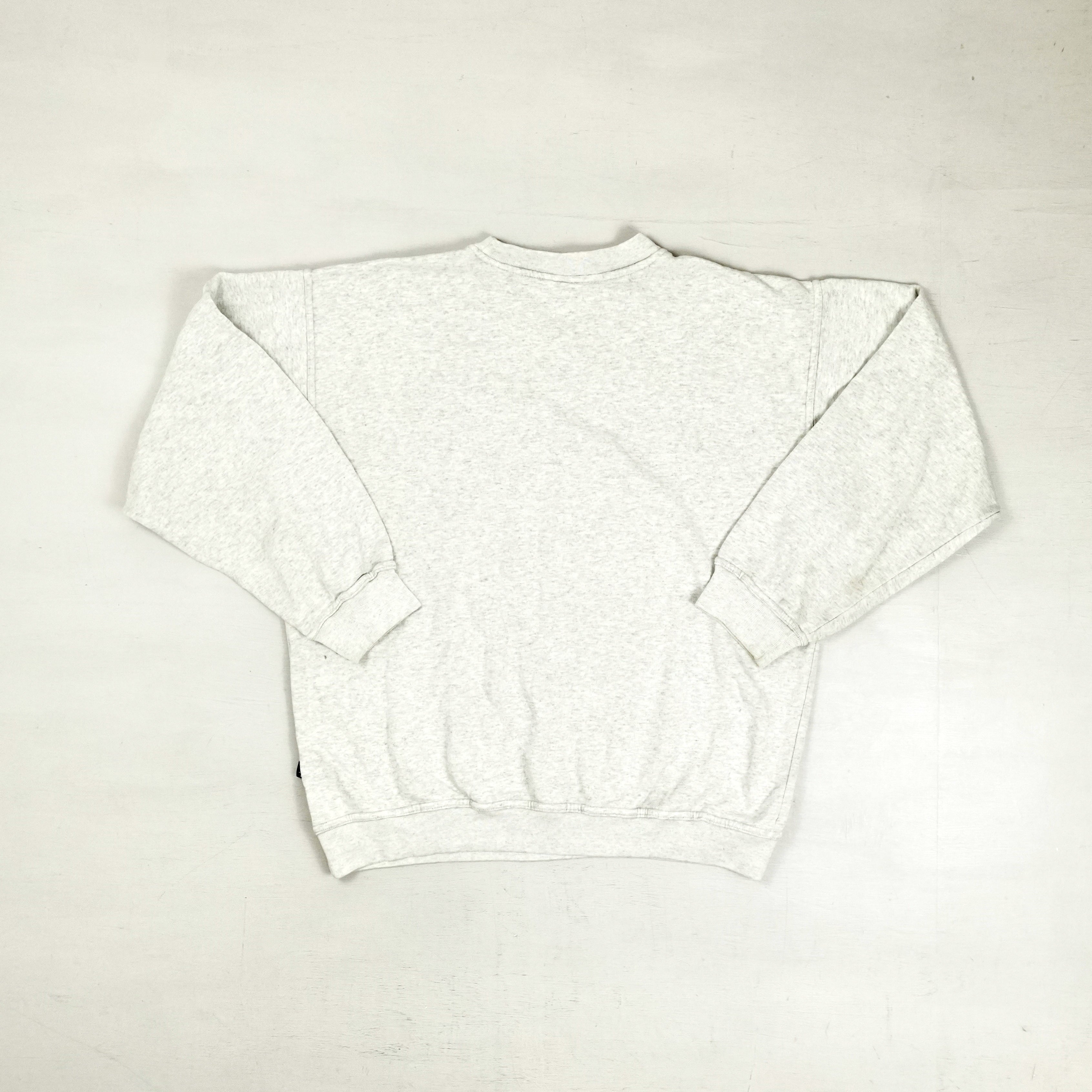 Vintage Adidas White Sweatshirt (M)