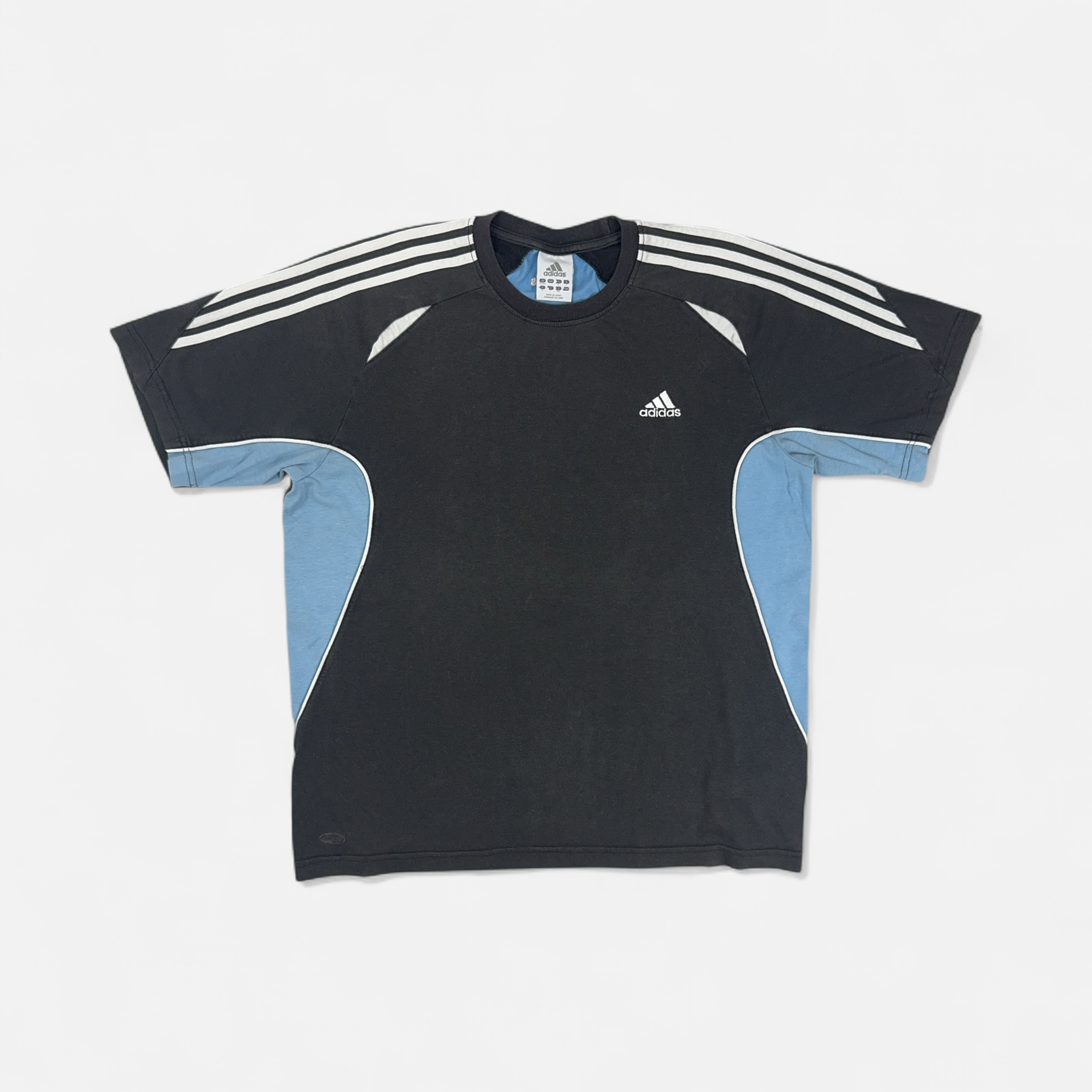 Vintage Adidas Black T-shirt (M)