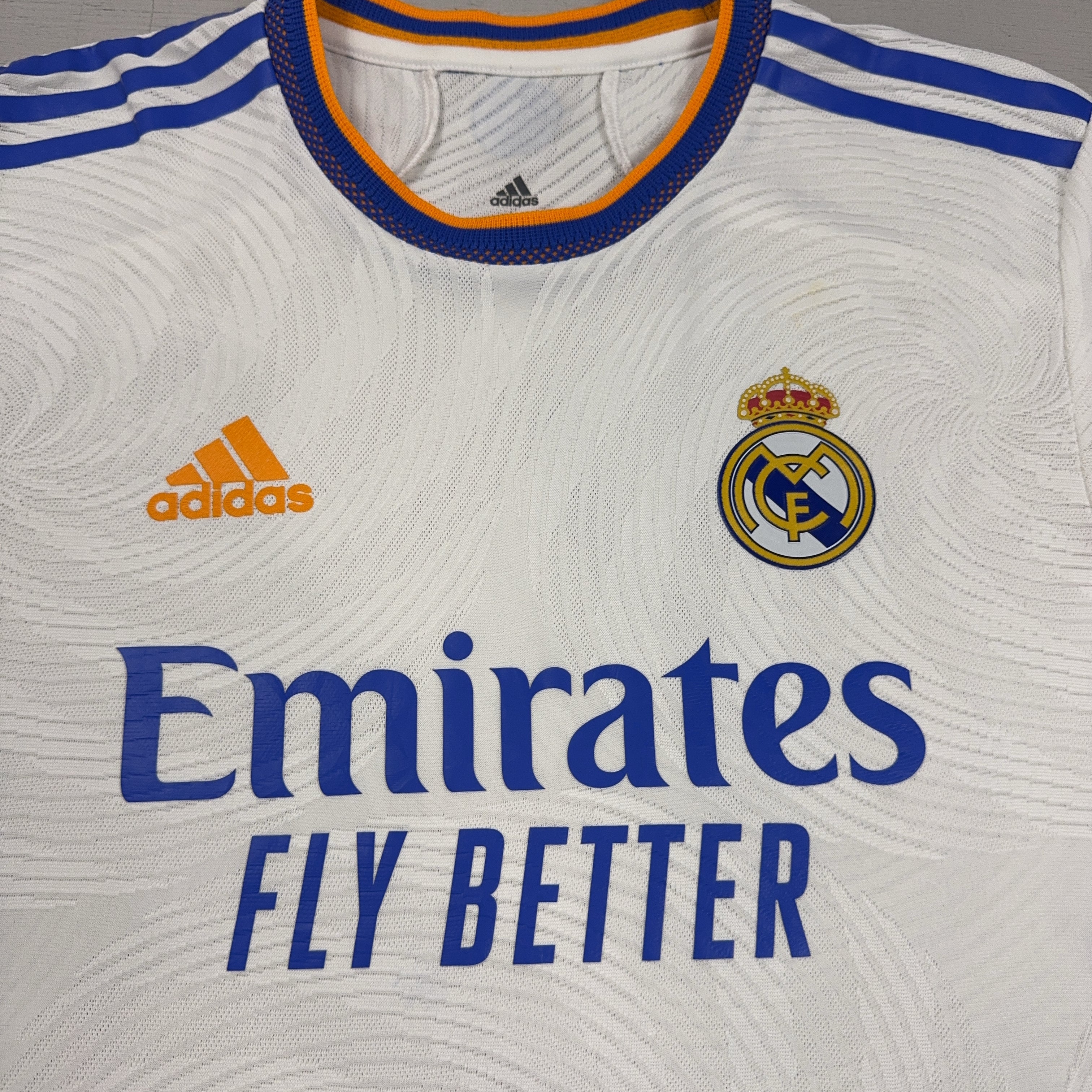 Real Madrid 2021/2022 Adidas Home Jersey (S)