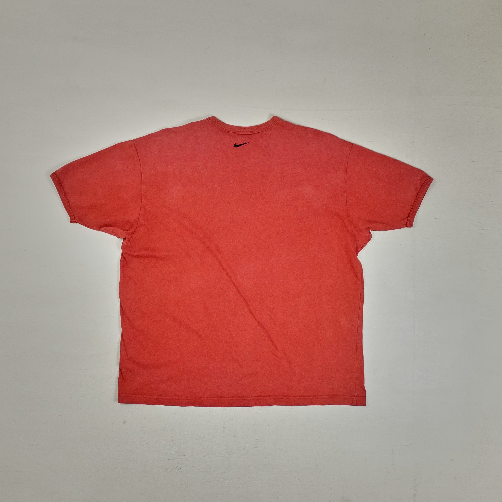 Vintage Nike Red T-shirt (L)