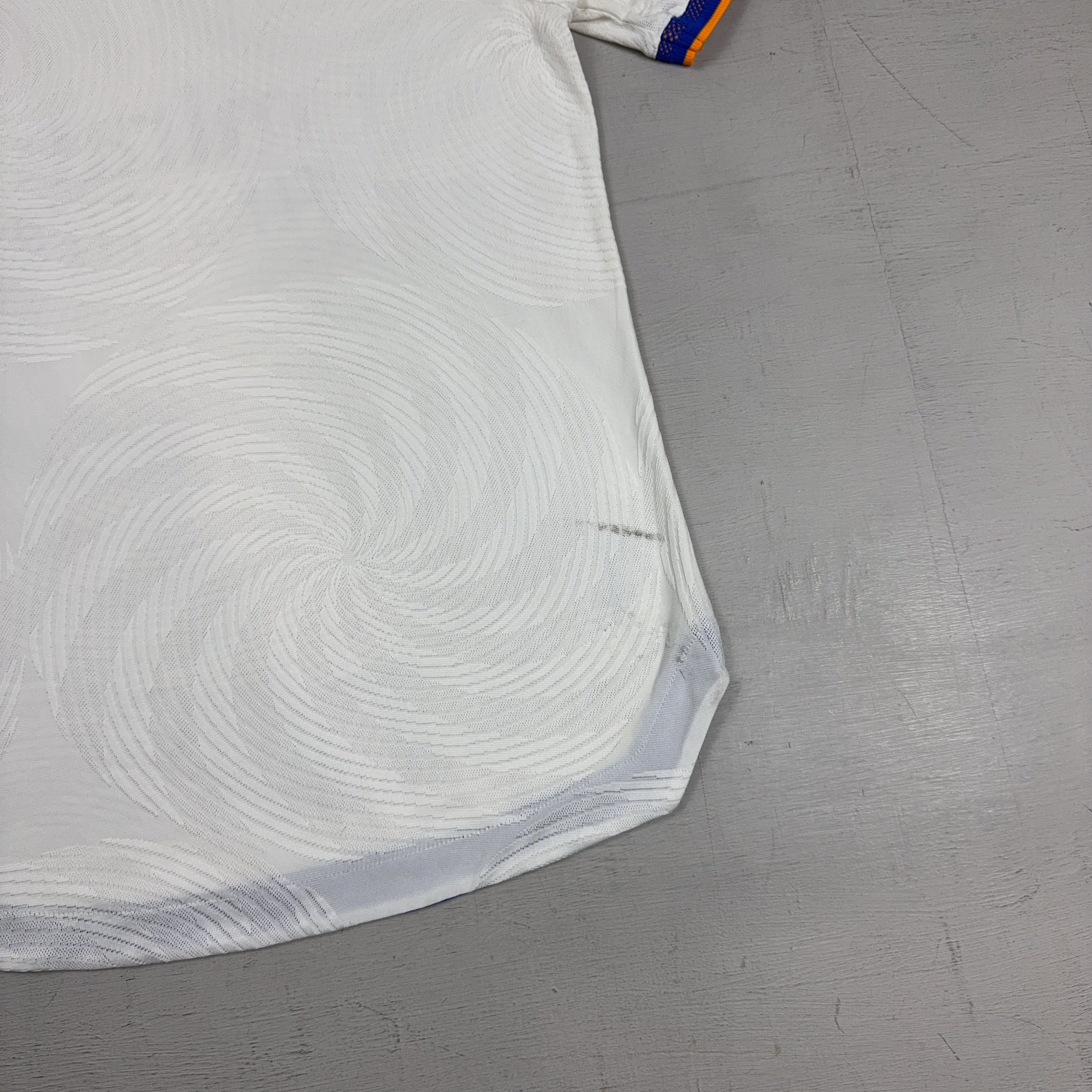 Real Madrid 2021/2022 Adidas Home Jersey (S)