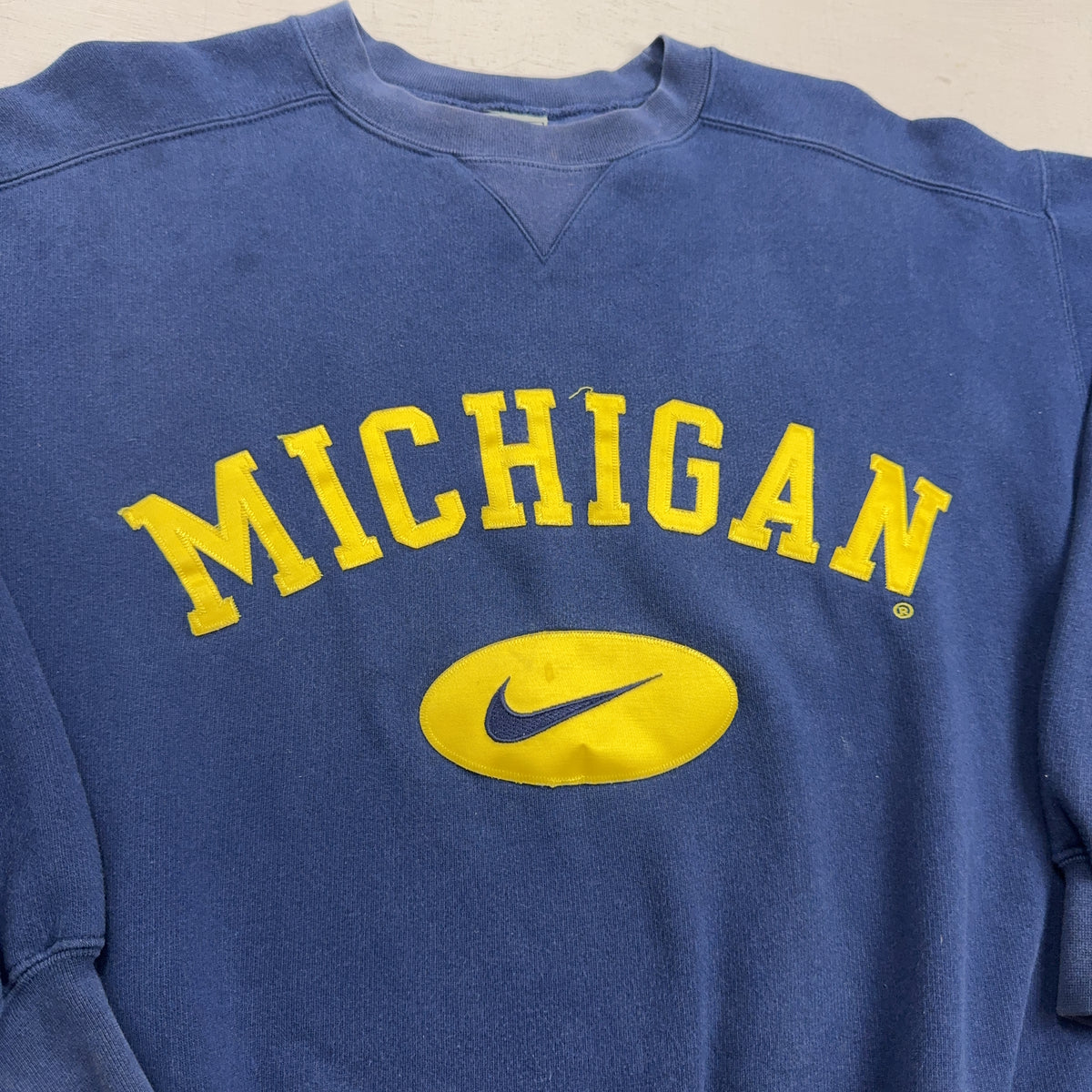 Vintage Nike Blue Michigan Sweatshirt (M)