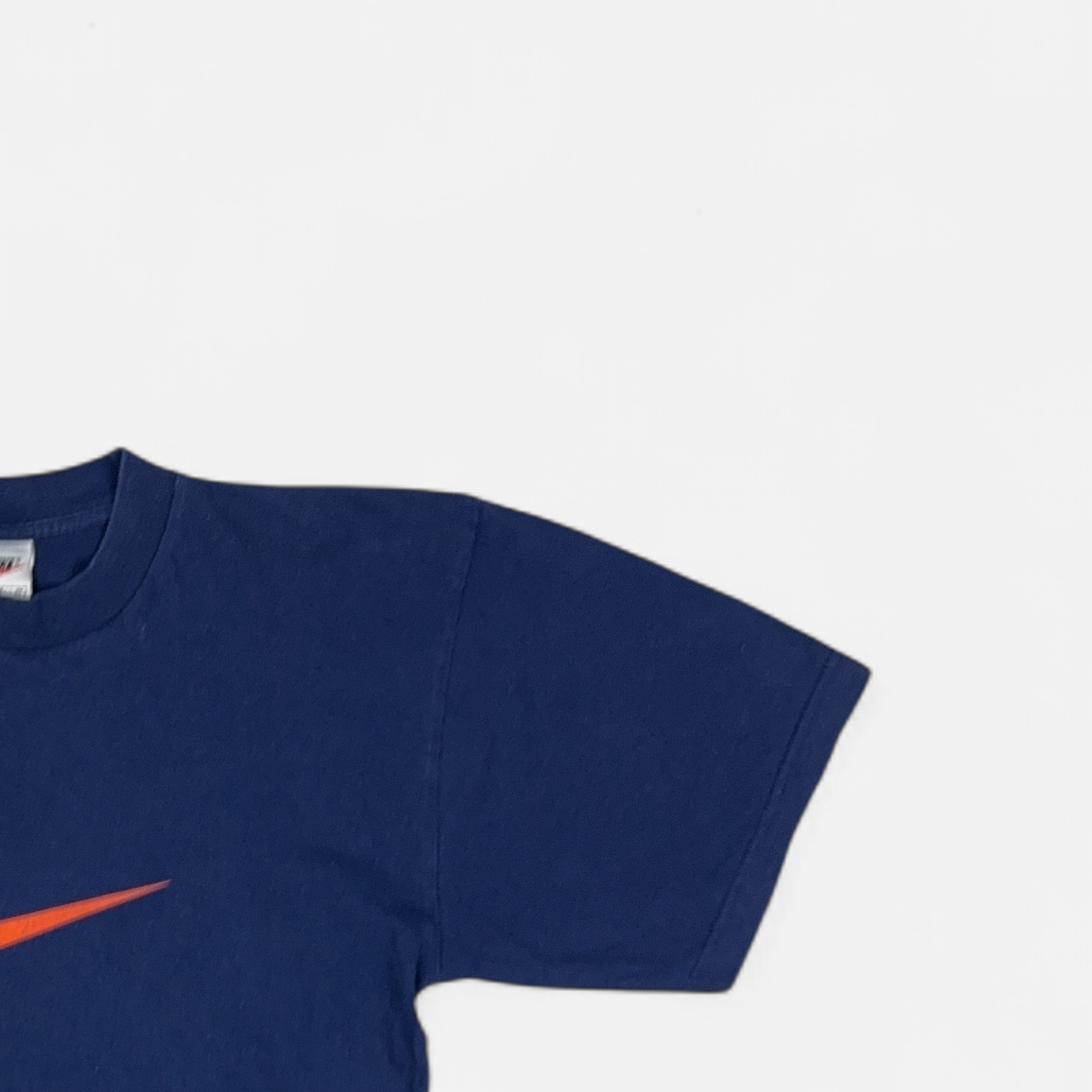 Vintage Nike Navy T-shirt (M) detail