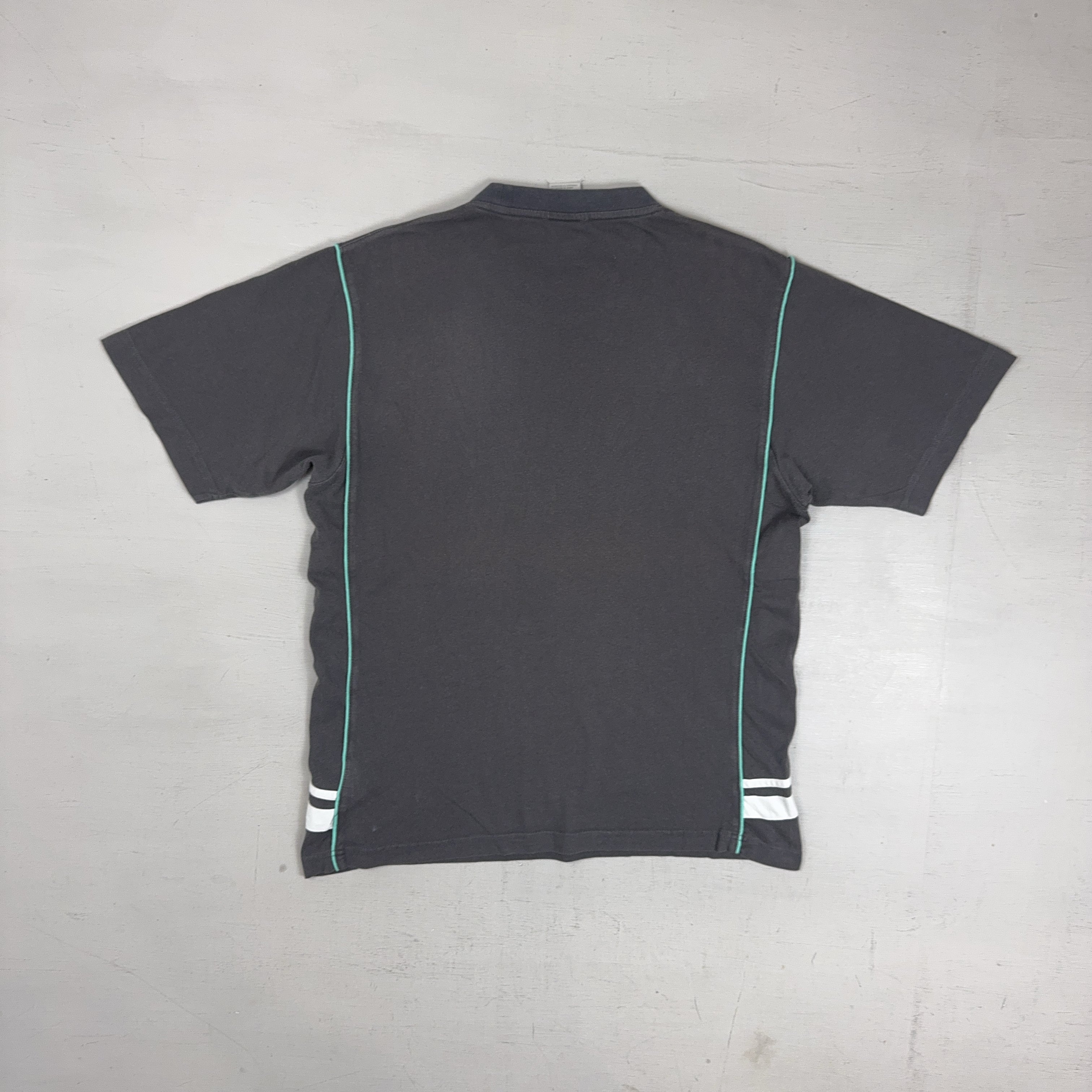 Vintage Nike Black T-shirt (L)