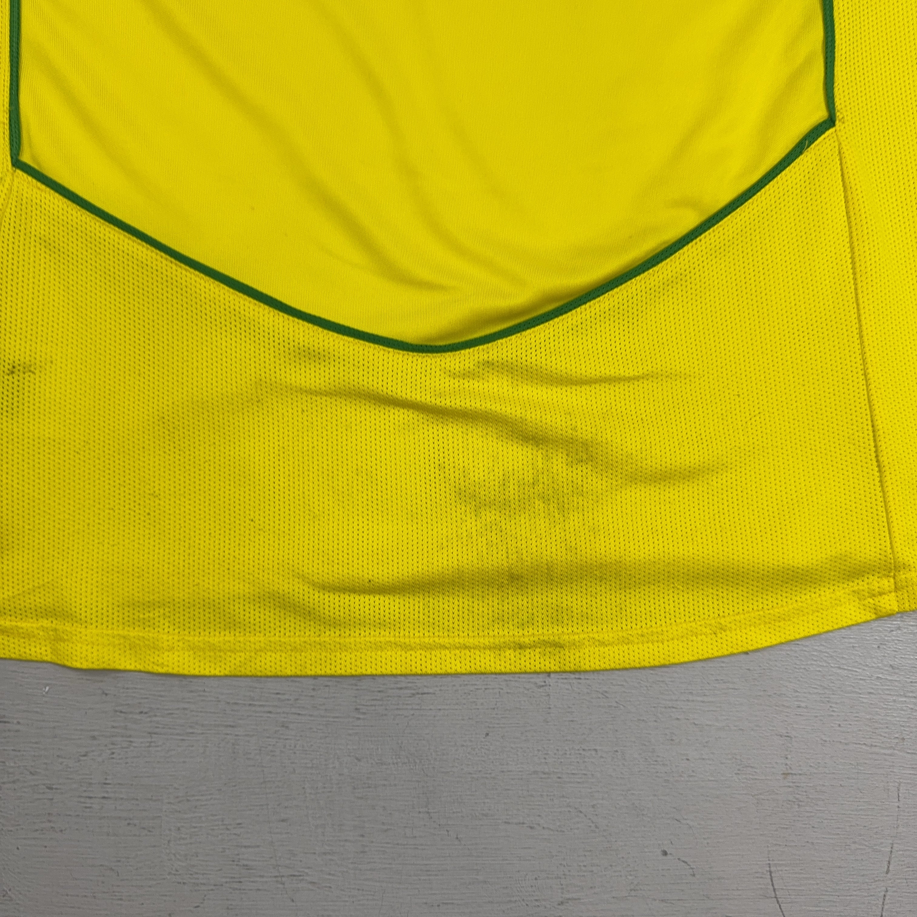 Brazil 2004 - 2006 Nike Jersey (L)