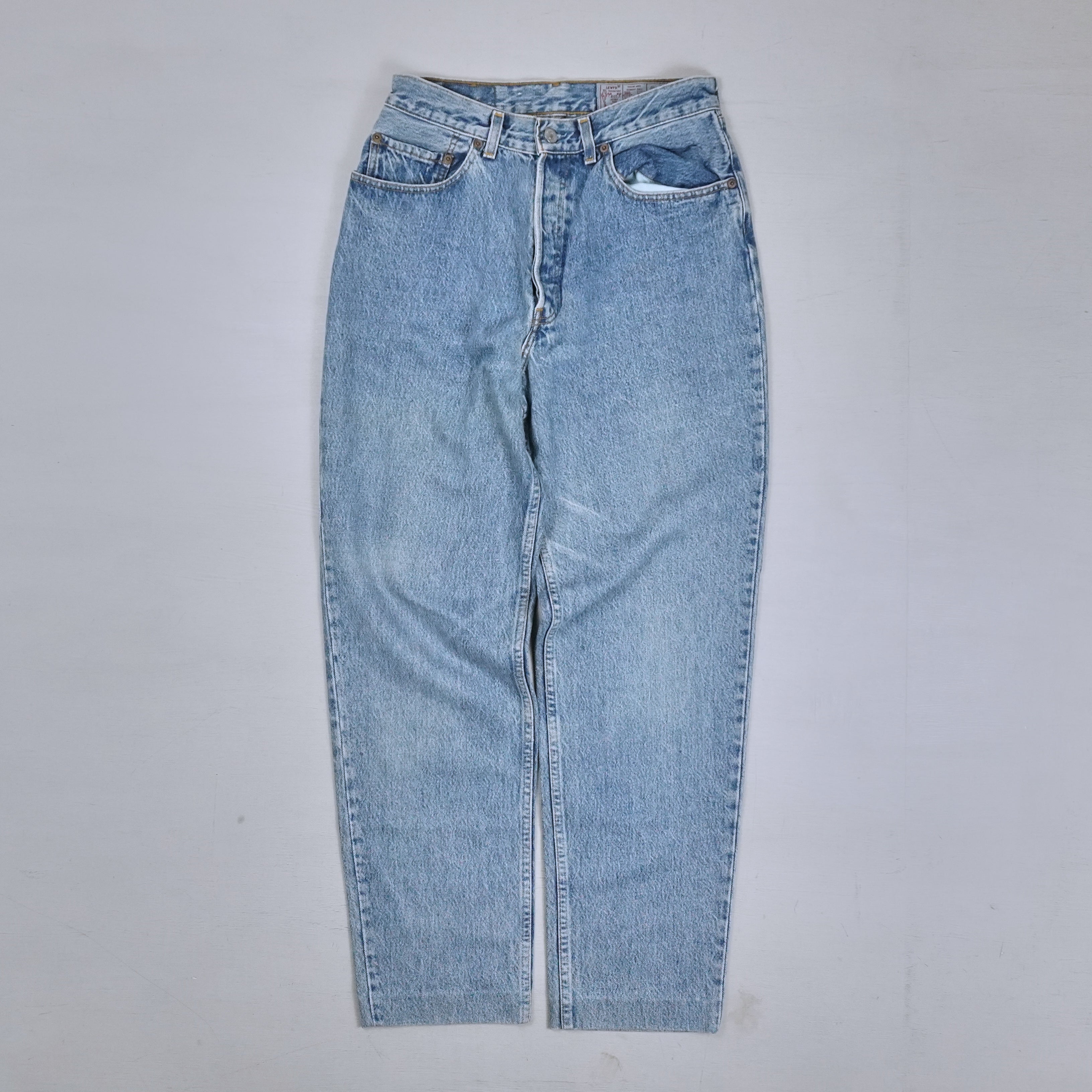 Vintage Levi's Blue Jeans (W31 L32)