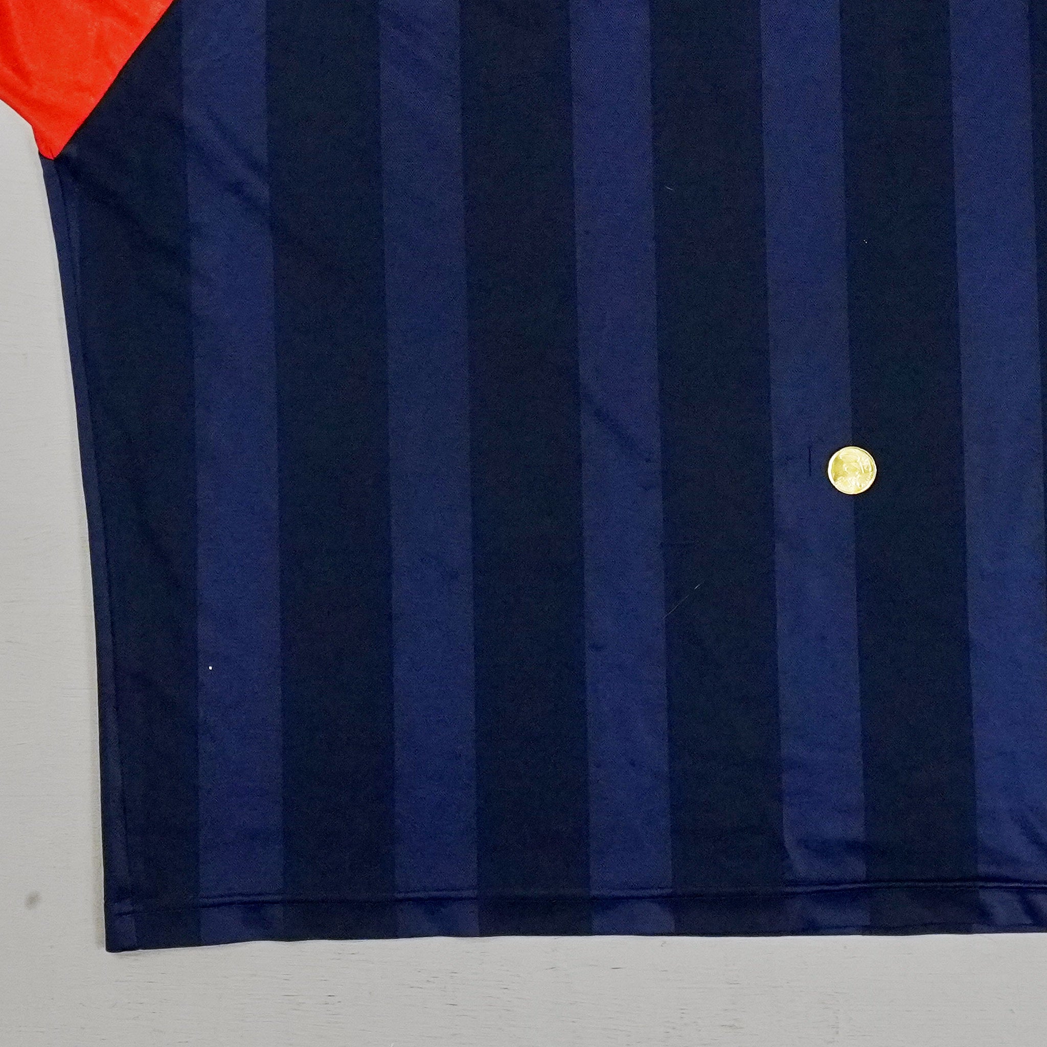 Vintage Umbro Navy V-Neck (S)